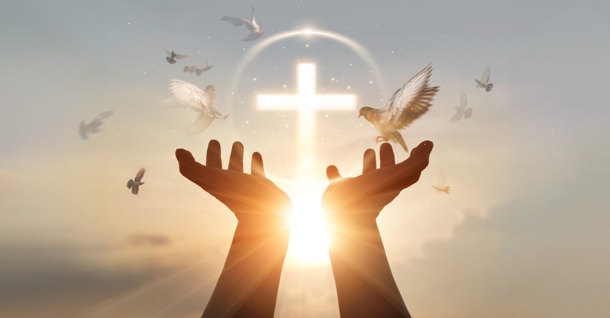 26656-gettyimages-1327563414_source_file